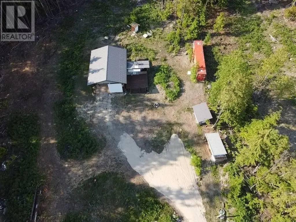 736 Bartley Road, Nakusp